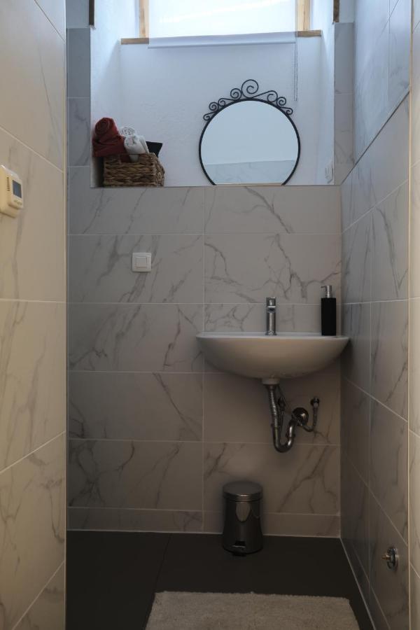 Podroom Apartments Ljubljana Bagian luar foto