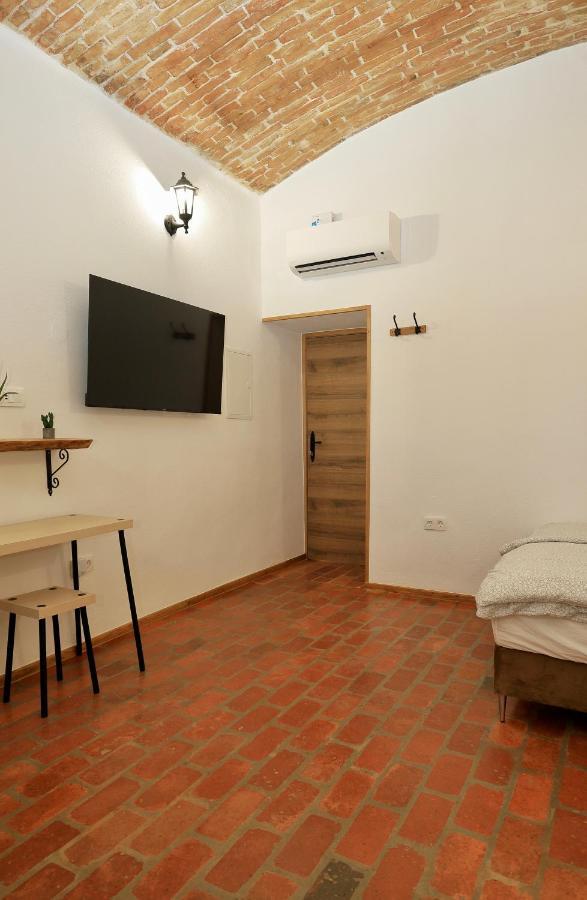 Podroom Apartments Ljubljana Bagian luar foto